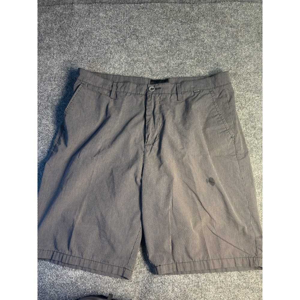 Hurley Chino Shorts Men's 36 Gray Striped Casual‎ Flat Front Mid Rise Outdoor